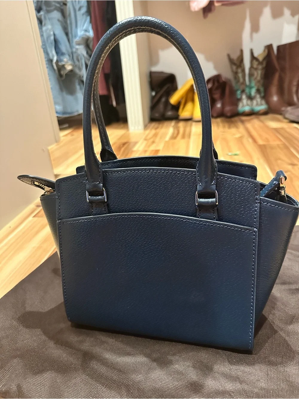 kate spade structured pebbled